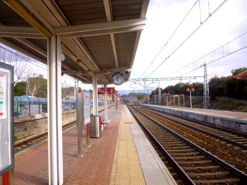 Torrelodones - Estación de Renfe Cercanías 2