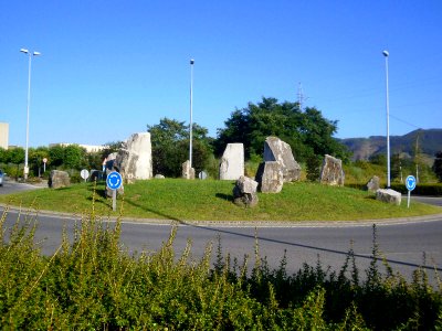 Torrelavega - Grupo Escultorico Bulevar Ronda (Sin Titulo)