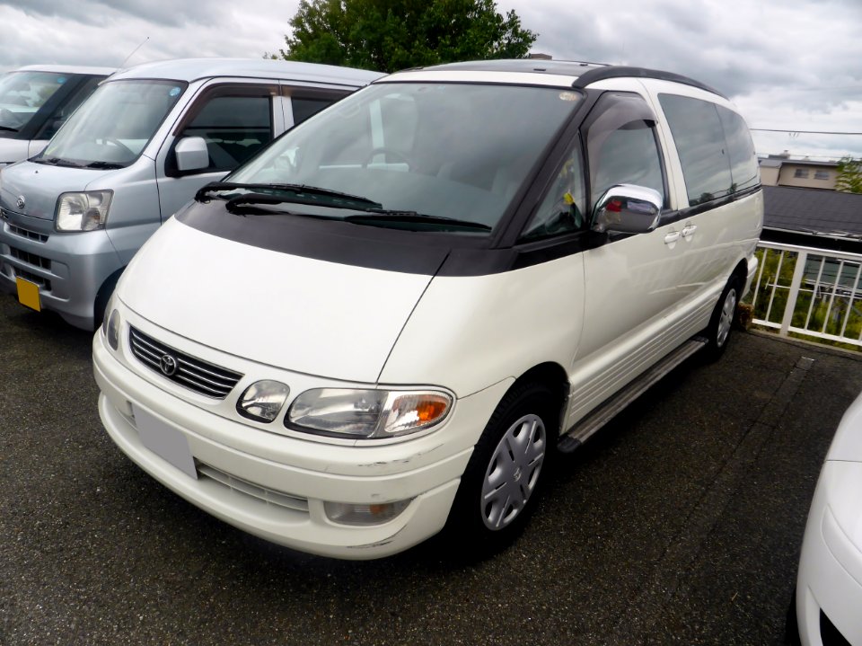 Toyota ESTIMA EMINA 2.4 ELUCEO (CXR10G) front