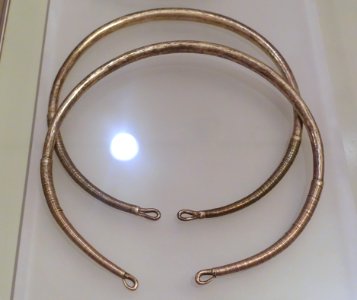 Torques, Dao Do, Cao Bang, 1975, silver - Vietnamese Women's Museum - Hanoi, Vietnam - DSC04025