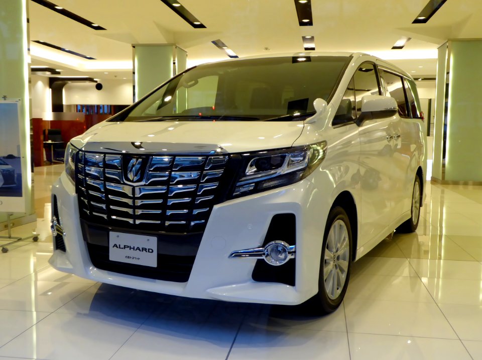 Toyota ALPHARD SA (H30W) front