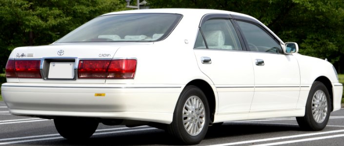 Toyota Crown Royal Extra Limited GS171 rear