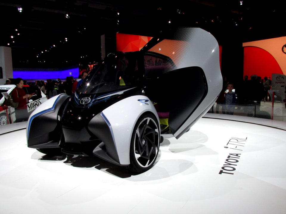 Toyota i-Tril Toronto 02