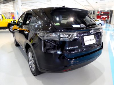 Toyota HARRIER PREMIUM "Advanced Package" 2WD (ZSU60W) rear