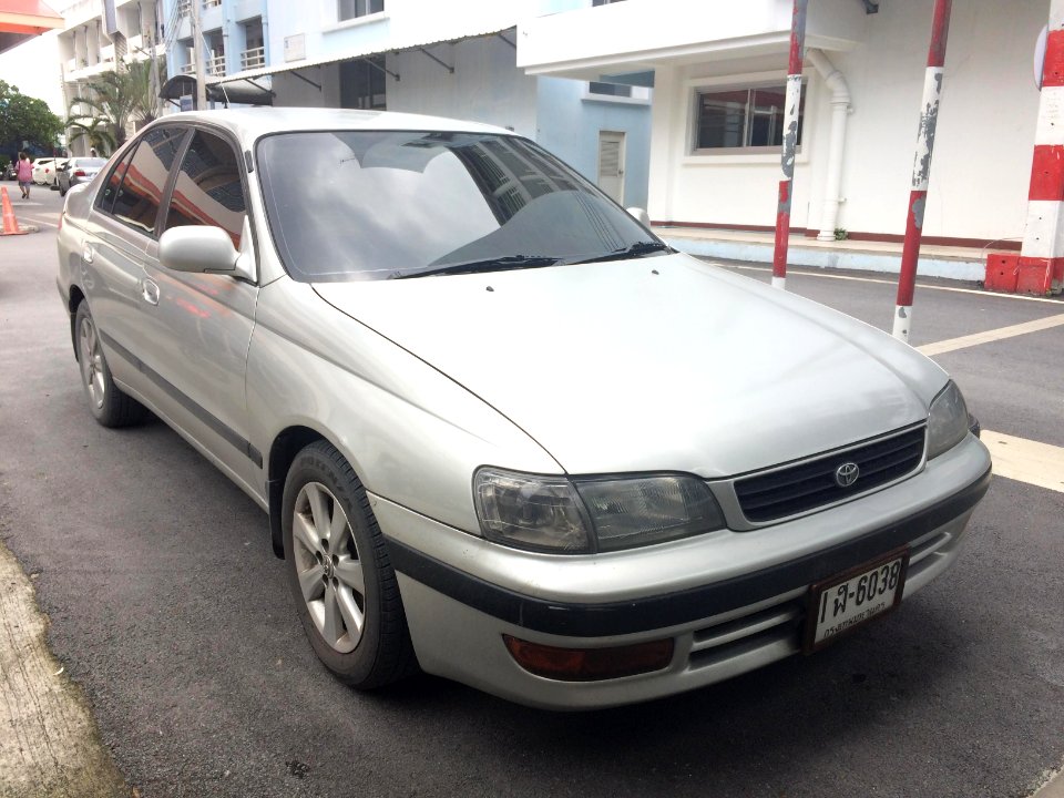Toyota Corona (T190) 24