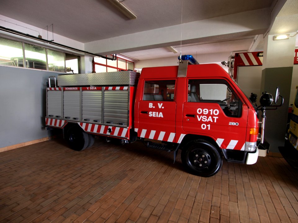 Toyota, Bombeiros Seia, Unit 0910 VSAT 01 pic1