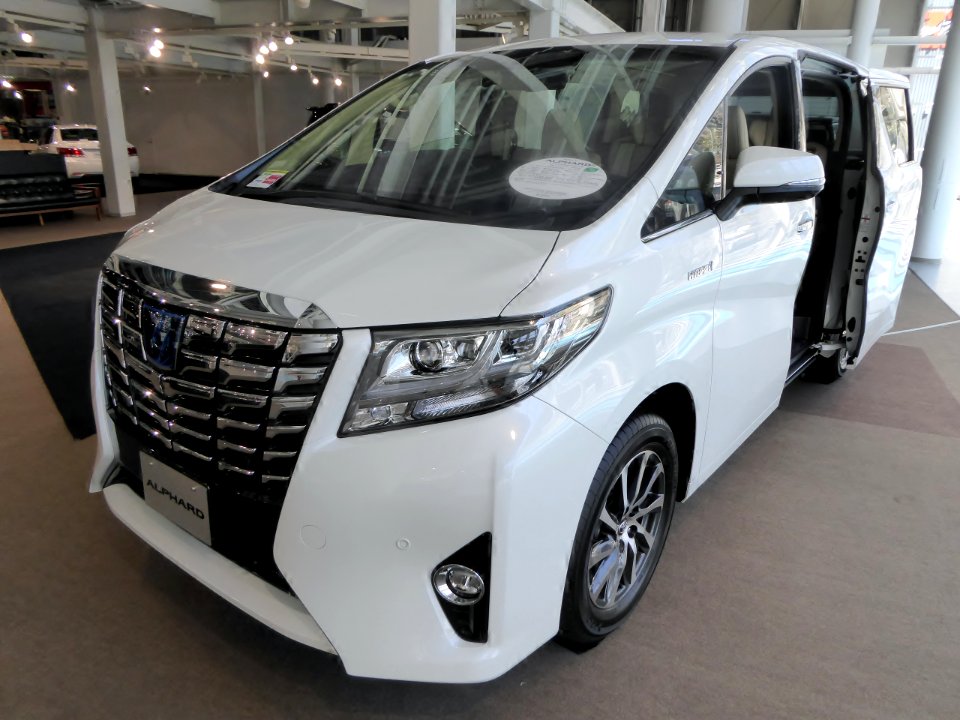 Toyota ALPHARD HYBRID Executive Lounge (AYH30W) front