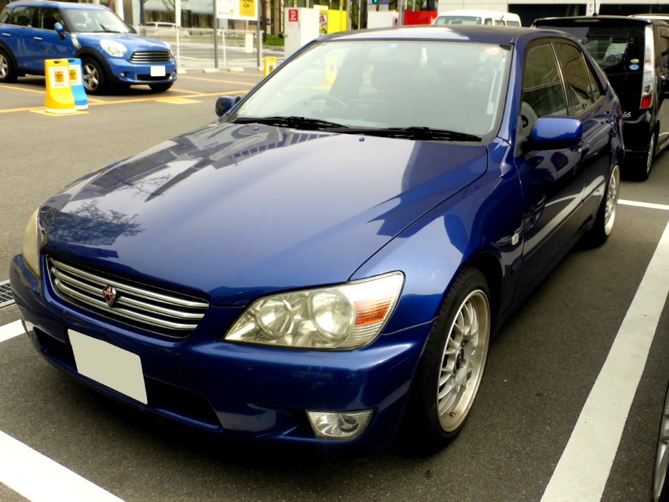 Toyota ALTEZZA RS200 (SXE10) front