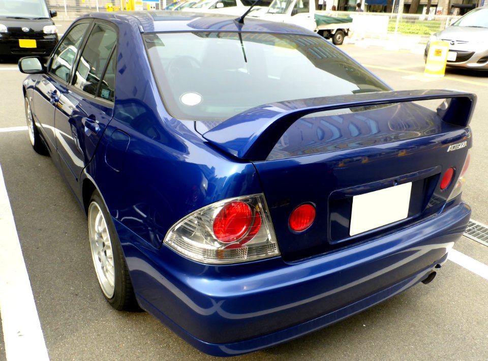 Toyota ALTEZZA RS200 (SXE10) rear