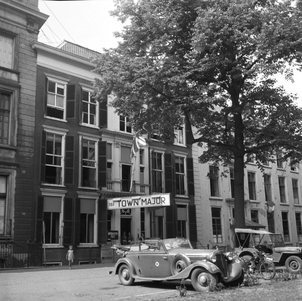 Town-Major-Office van Den Haag aan het Lange Voorhout 38, Bestanddeelnr 900-5359