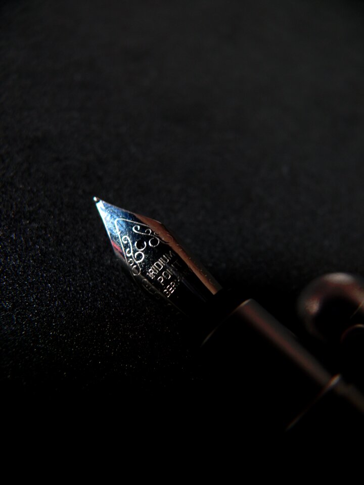 Write writing utensil office supplies