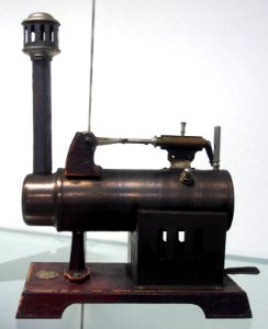 Toy steam engine, Musée du jouet de Colmar, photo 4