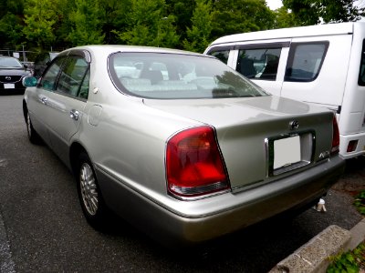 Toyota CROWN MAJESTA (S150) rear