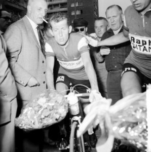 Tour de France , finish in Duinkerken (links Privat), Bestanddeelnr 911-3745