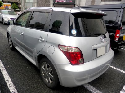 Toyota ist 1.3F (DBA-NCP60) rear