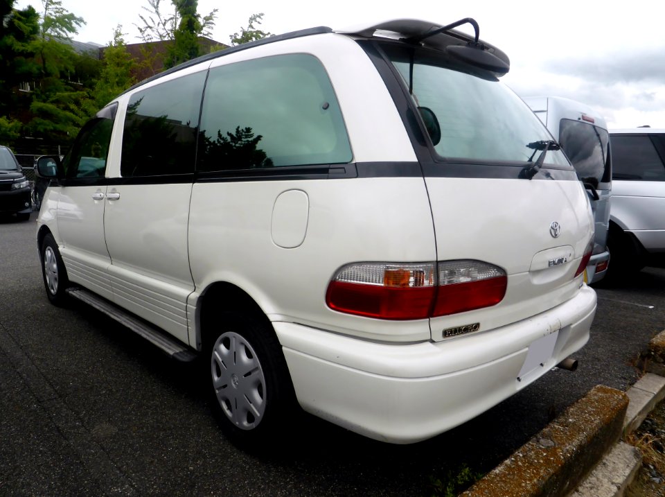 Toyota ESTIMA EMINA 2.4 ELUCEO (CXR10G) rear