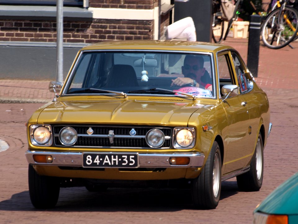 Toyota Carina 1600 (1974), 84-AH-35