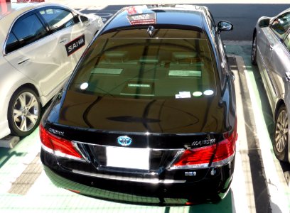 Toyota CROWN MAJESTA (S210) rear (1)