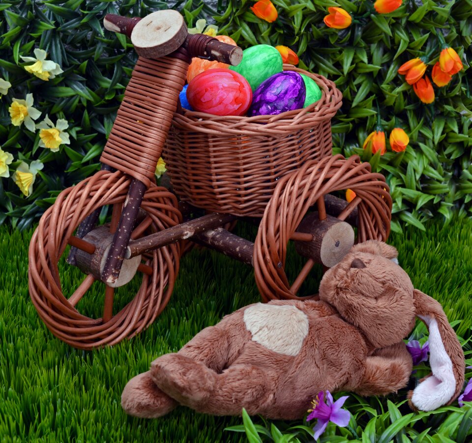 Easter easter eggs bike