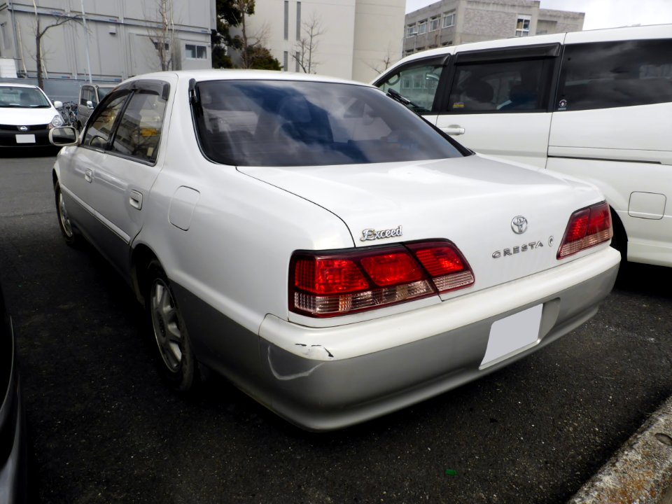 Toyota CRESTA Exceed (X100) rear