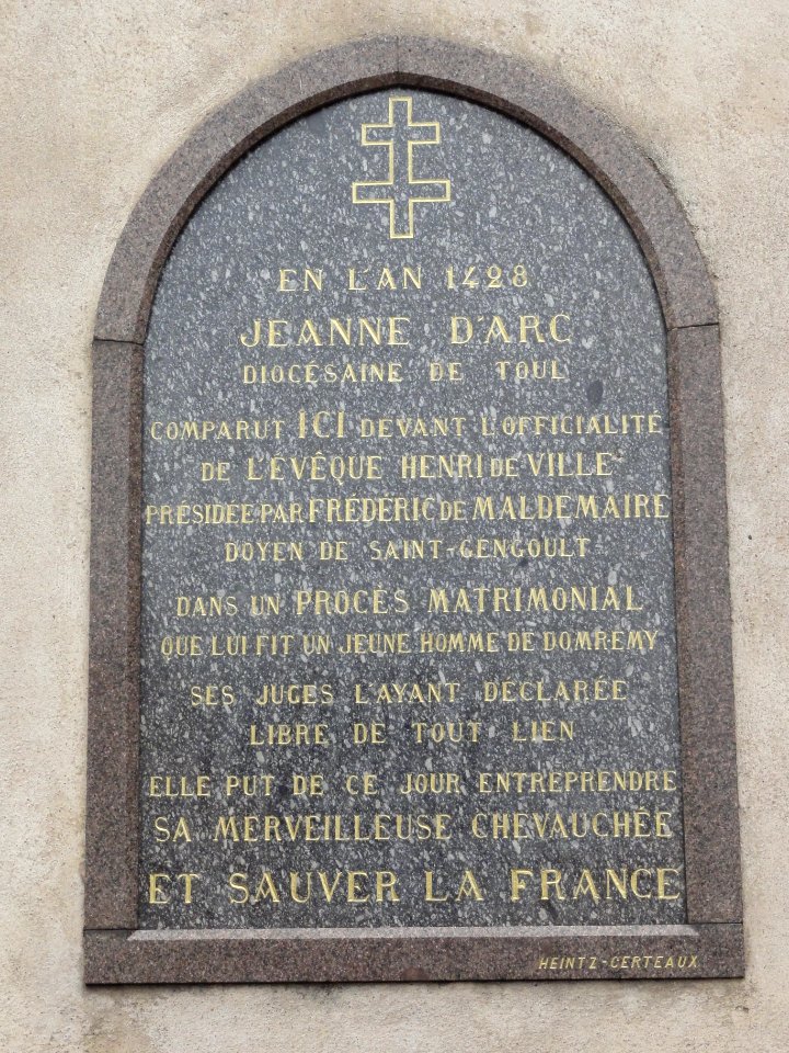 Toul (Meurthe-et-Moselle) Plaque Jeanne d'Arc, justice 1428