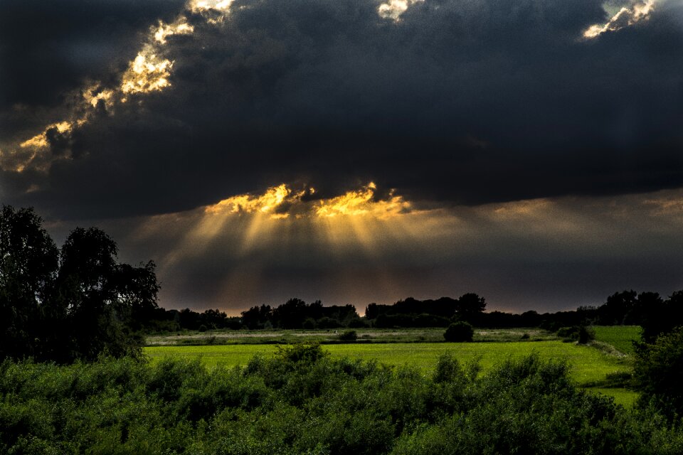 Setting sun clouds nature