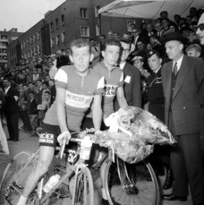 Tour de France , finish in Duinkerken (links Privat), Bestanddeelnr 911-3746