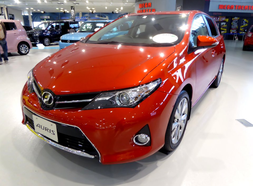 Toyota AURIS RS "S Package" 2WD (ZRE186H) front
