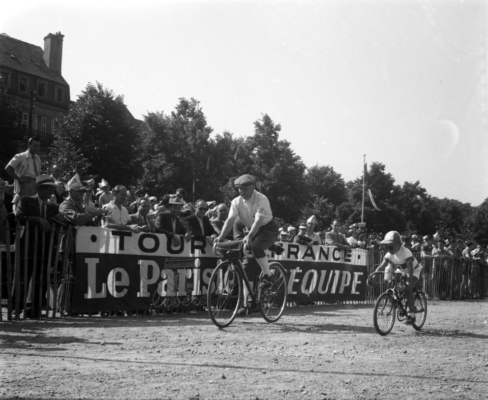 Tour de France. Oudste en jongste wielrenners, Bestanddeelnr 904-6493