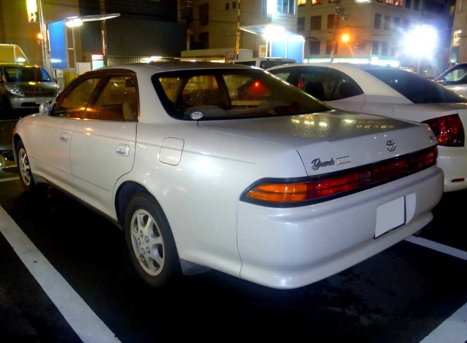 Toyota MARK II Grande (X90) at night rear