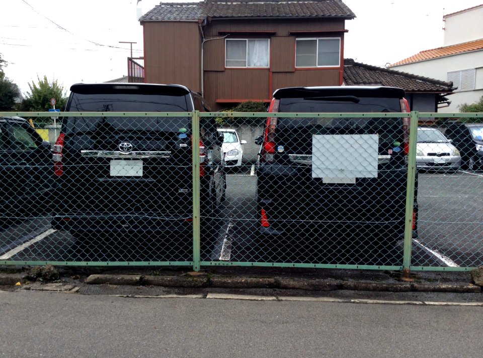 Toyota NOAH Si (R70W&R80W) rear