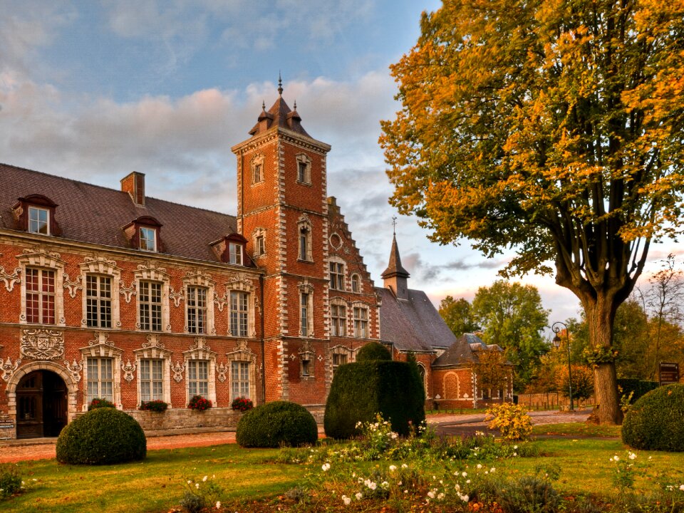 Former psychiatric hospital seclin building
