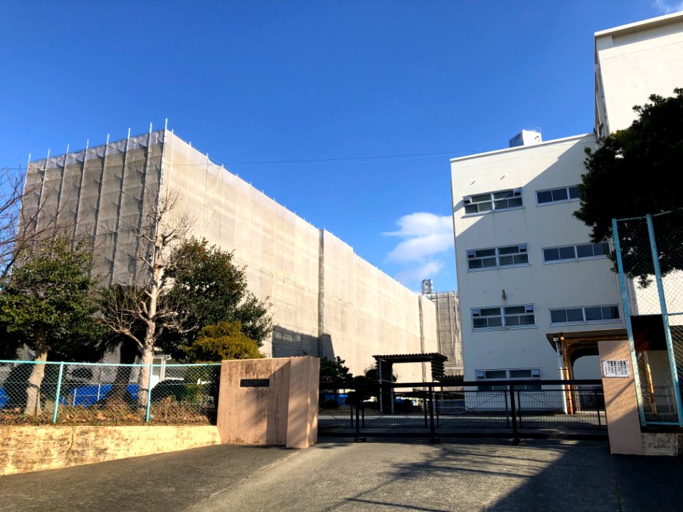Toyohashi-City-Takashidai-Junior-High-School-1