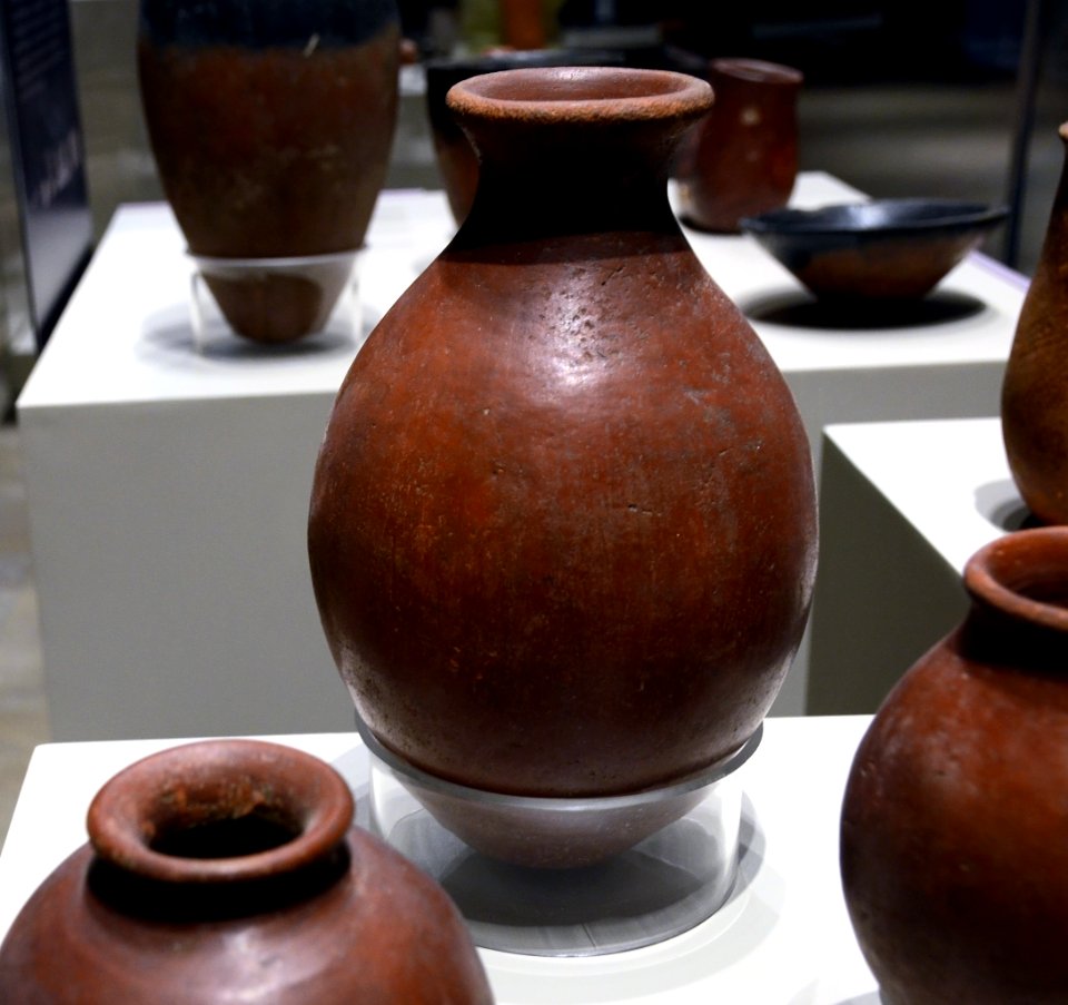 Torino Museo Egizio 21072015 04 Vase Naqada