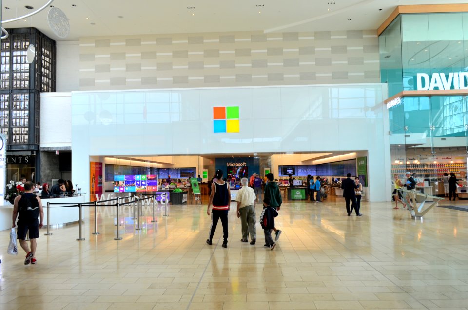 TorontoMicrosoftStore10