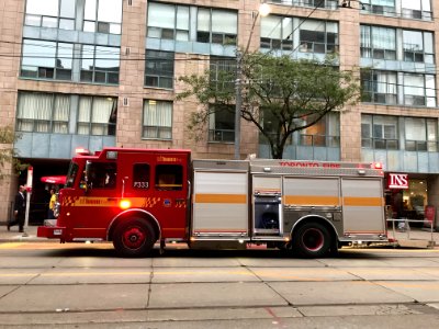 Toronto Fire Engines P333 T334