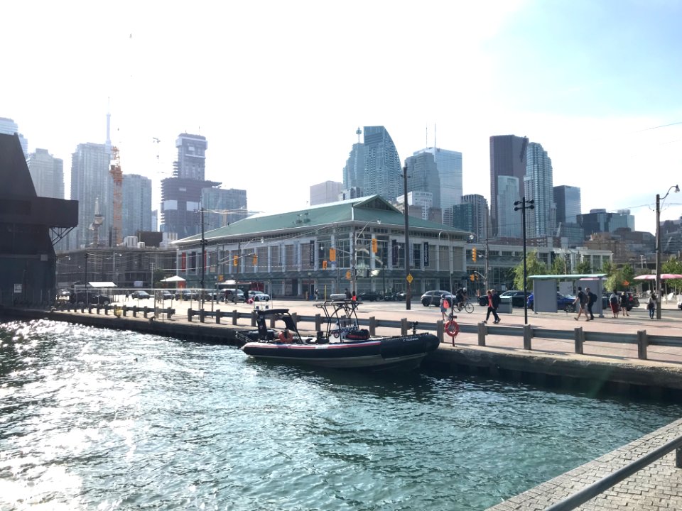 Toronto Police Service Boat 23 C 10386ON 01