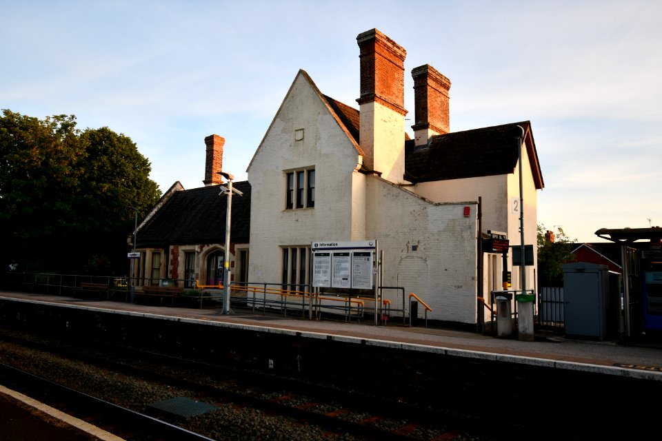 Topsham station 03