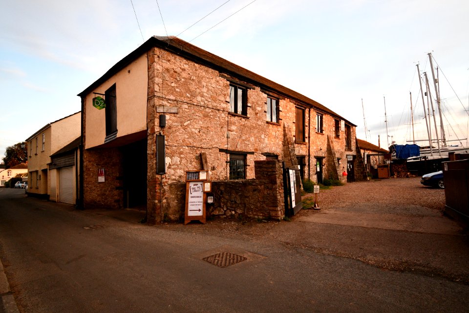 Topsham Quay Warehouse 02