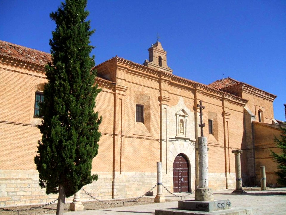 Toro - Real Monasterio de Santa Clara 01