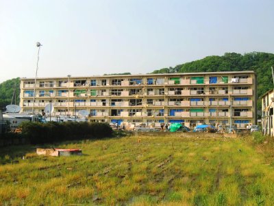 Tornado damage to apartment in Tsukuba, May 2012
