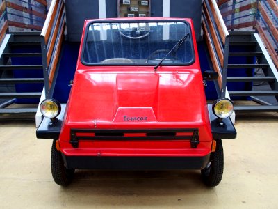 Tomcar (red) pic3