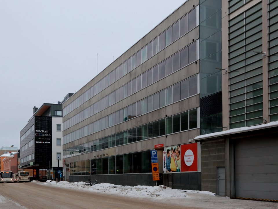 Torikatu 13-15 Oulu 20180211 01