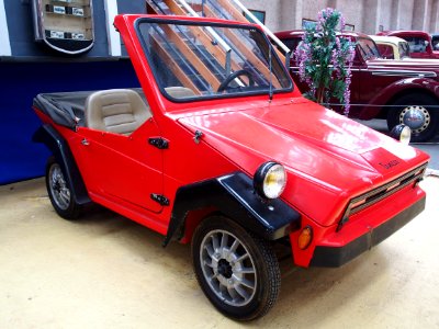 Tomcar (red) pic4