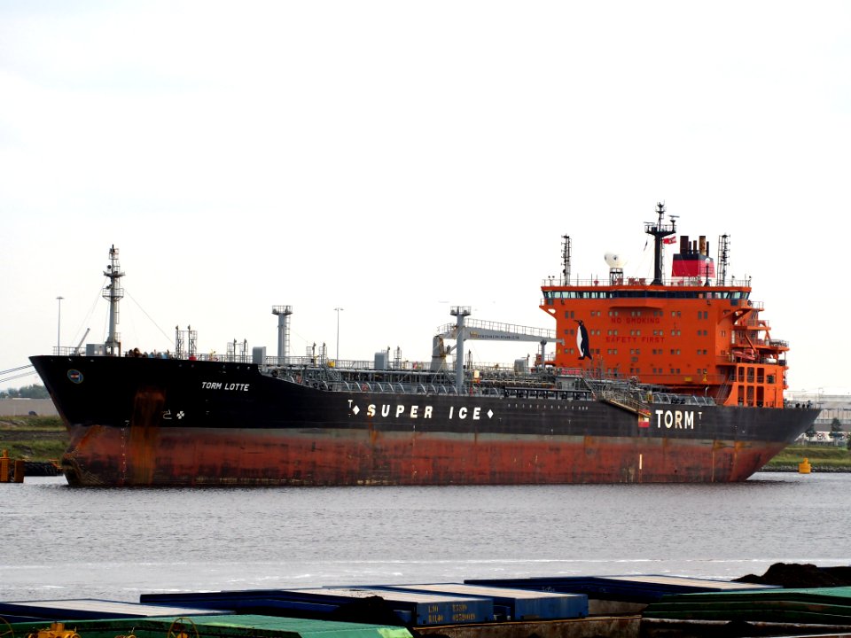Torm Lotte - IMO 9392468, Afrikahaven, Port of Amsterdam pic2