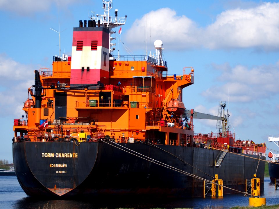 Torm Charente (ship, 2001) IMO 9230854 Port of Amsterdam pic2