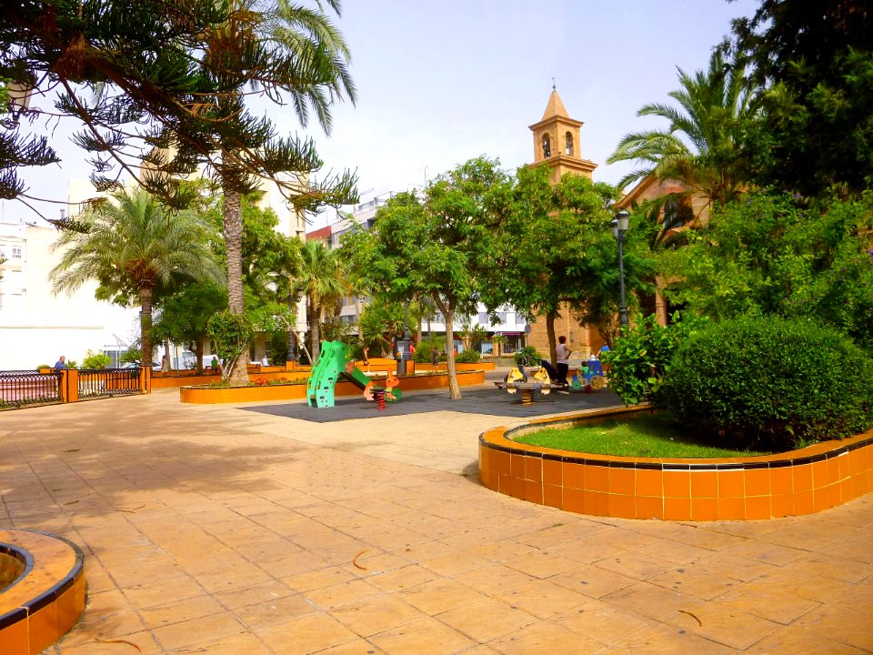 Torrevieja - Plaza de la Constitución 01