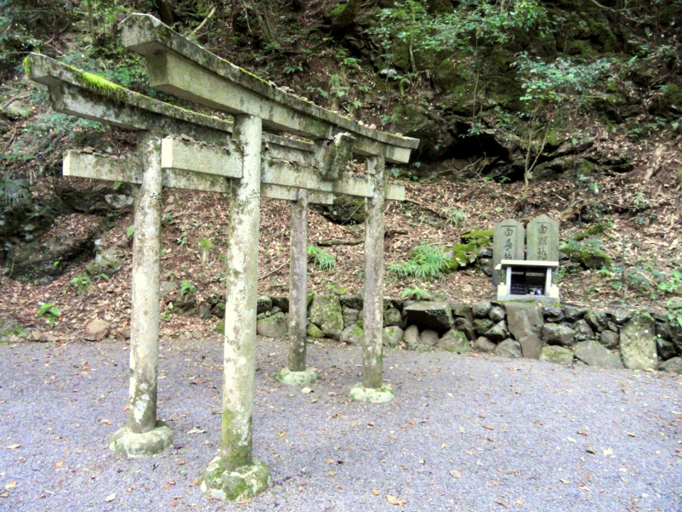 Torii - Kurama-dera - DSC06760
