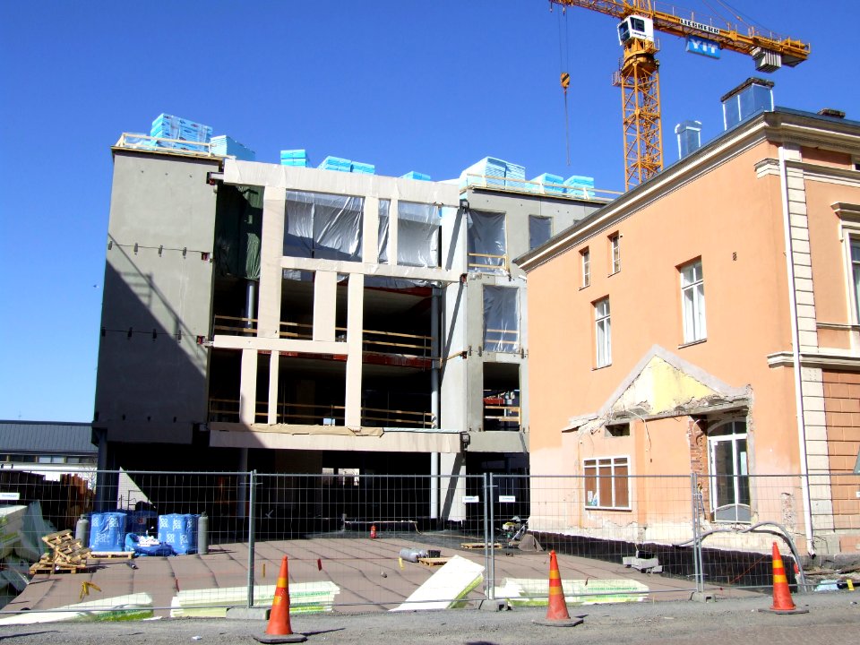 Torikatu 10 Oulu 20080501
