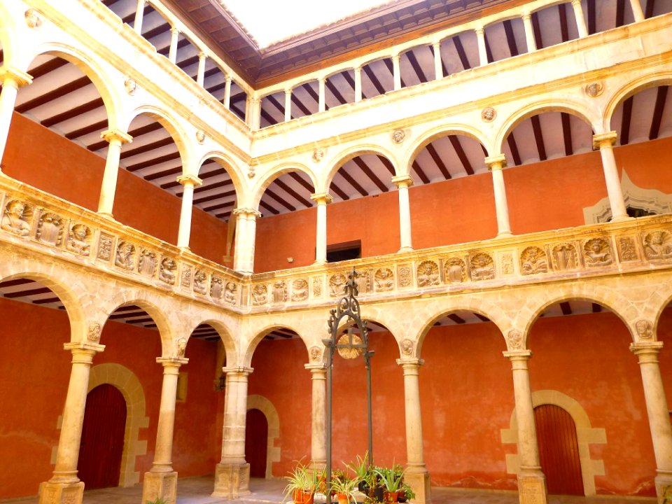 Tortosa - Reales Colegios, Colegio de Sant Jaume y Sant Maties (Archivo Histórico Comarcal de la Tierras del Ebro) 06